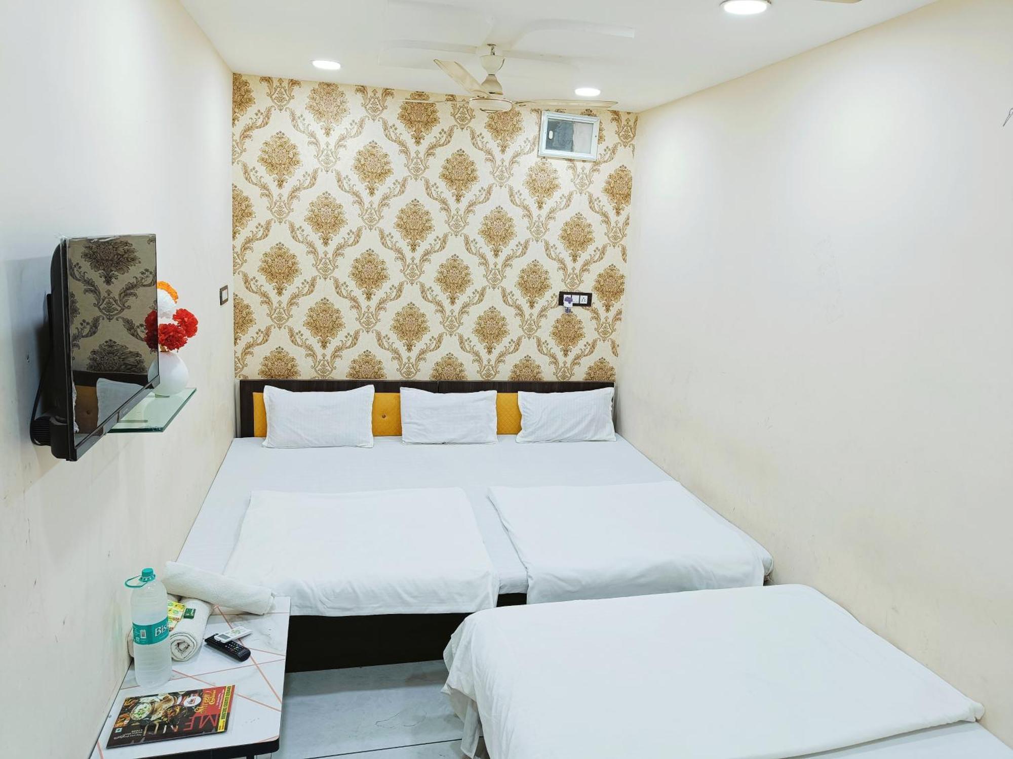 Ginger Hotels Ujjain Tower Kshipra Inn-Family Stay Airconditioned Hotel Ujaim Exterior foto