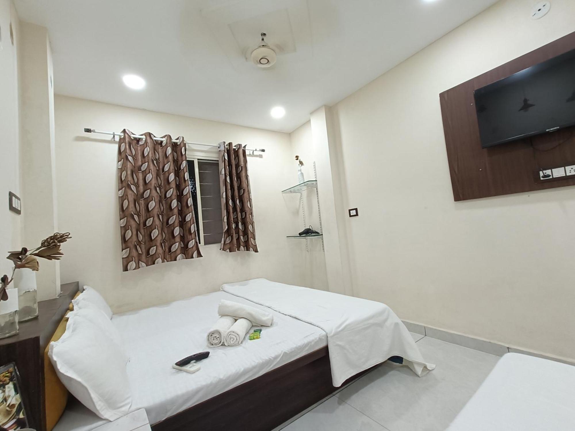 Ginger Hotels Ujjain Tower Kshipra Inn-Family Stay Airconditioned Hotel Ujaim Exterior foto